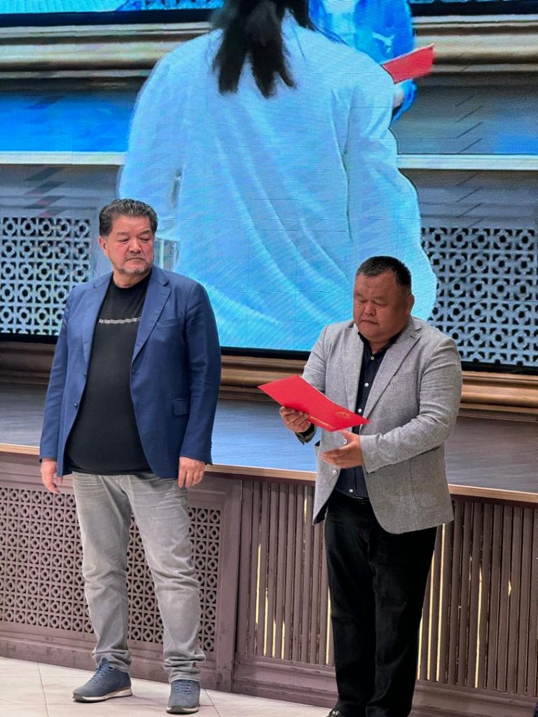 Негиздөчүлөрдүн Уставдагы орду Негиздөчүлөрдүн Уставдагы орду